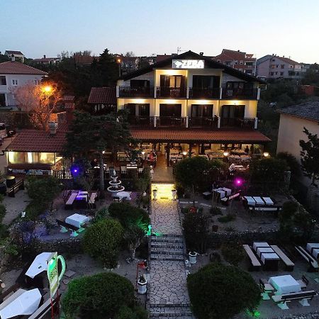 Guest House Zeba & Riviera Šilo Екстериор снимка