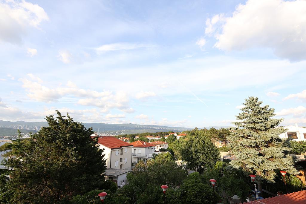 Guest House Zeba & Riviera Šilo Екстериор снимка