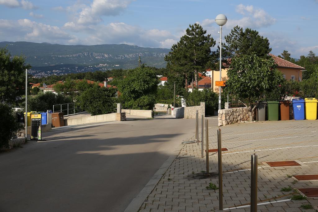 Guest House Zeba & Riviera Šilo Екстериор снимка