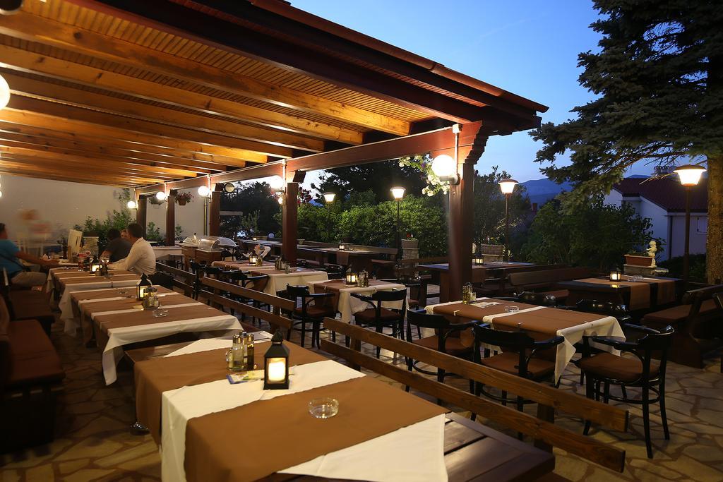 Guest House Zeba & Riviera Šilo Екстериор снимка