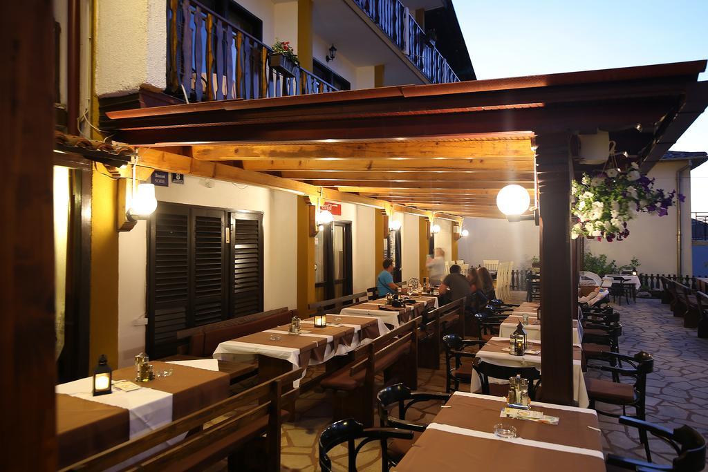 Guest House Zeba & Riviera Šilo Екстериор снимка