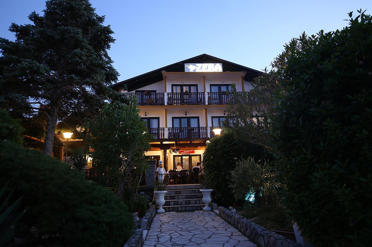 Guest House Zeba & Riviera Šilo Екстериор снимка