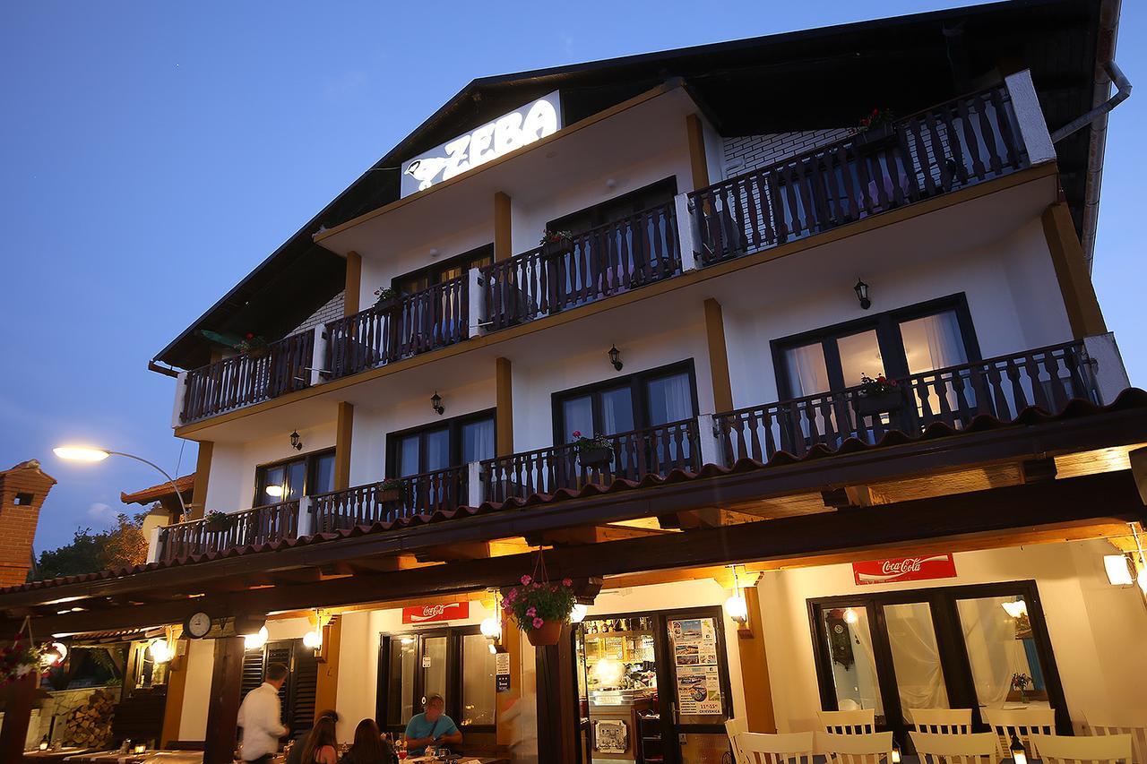 Guest House Zeba & Riviera Šilo Екстериор снимка