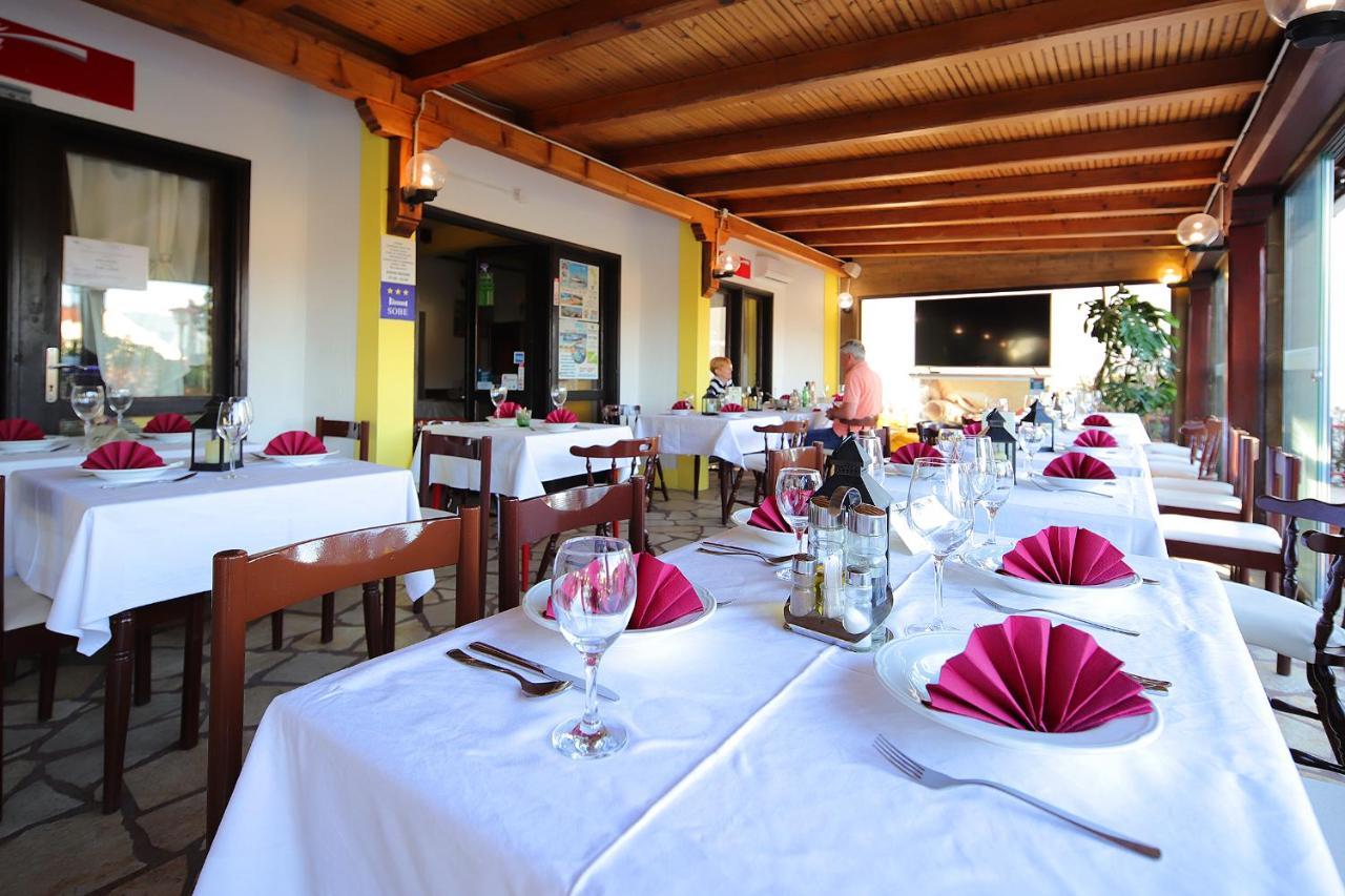 Guest House Zeba & Riviera Šilo Екстериор снимка
