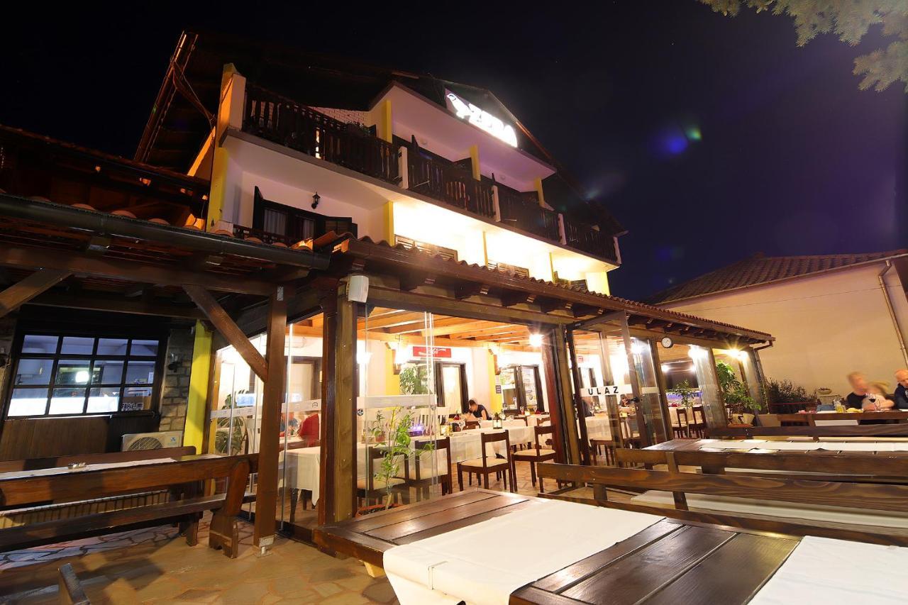 Guest House Zeba & Riviera Šilo Екстериор снимка