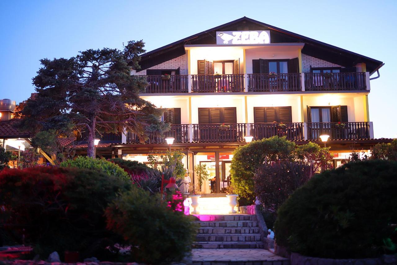 Guest House Zeba & Riviera Šilo Екстериор снимка
